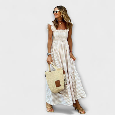 Karierter Maxikleid mit Rüschendetails an den Ärmeln