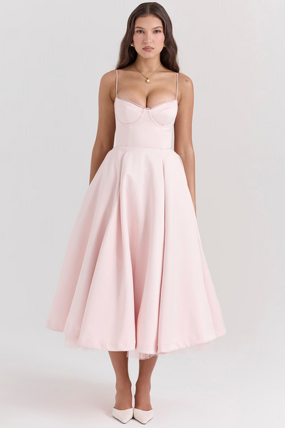Jennifer | Wunderschönes tailliertes Midikleid