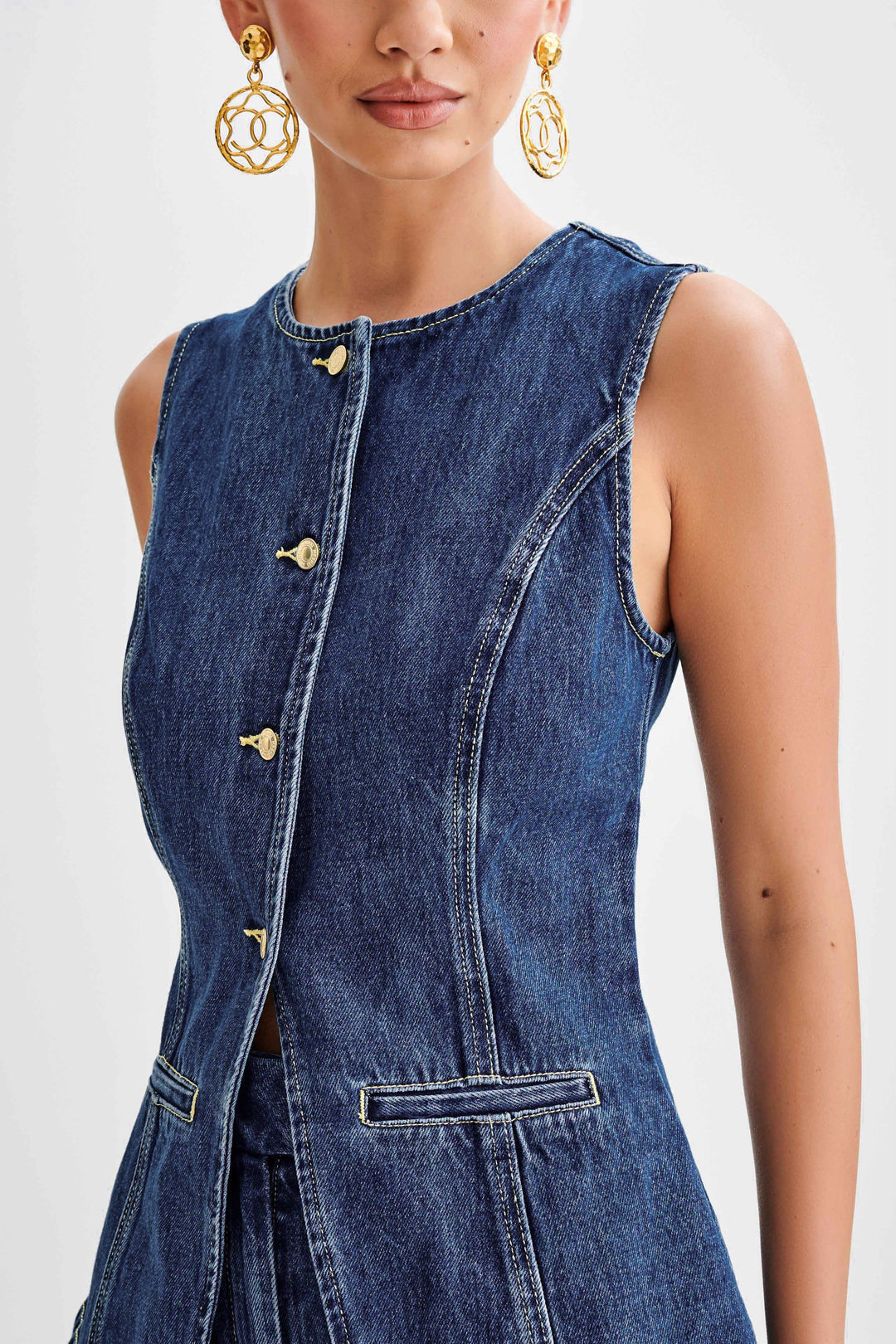 Liora | Stylisches Set aus Jeansweste und Shorts