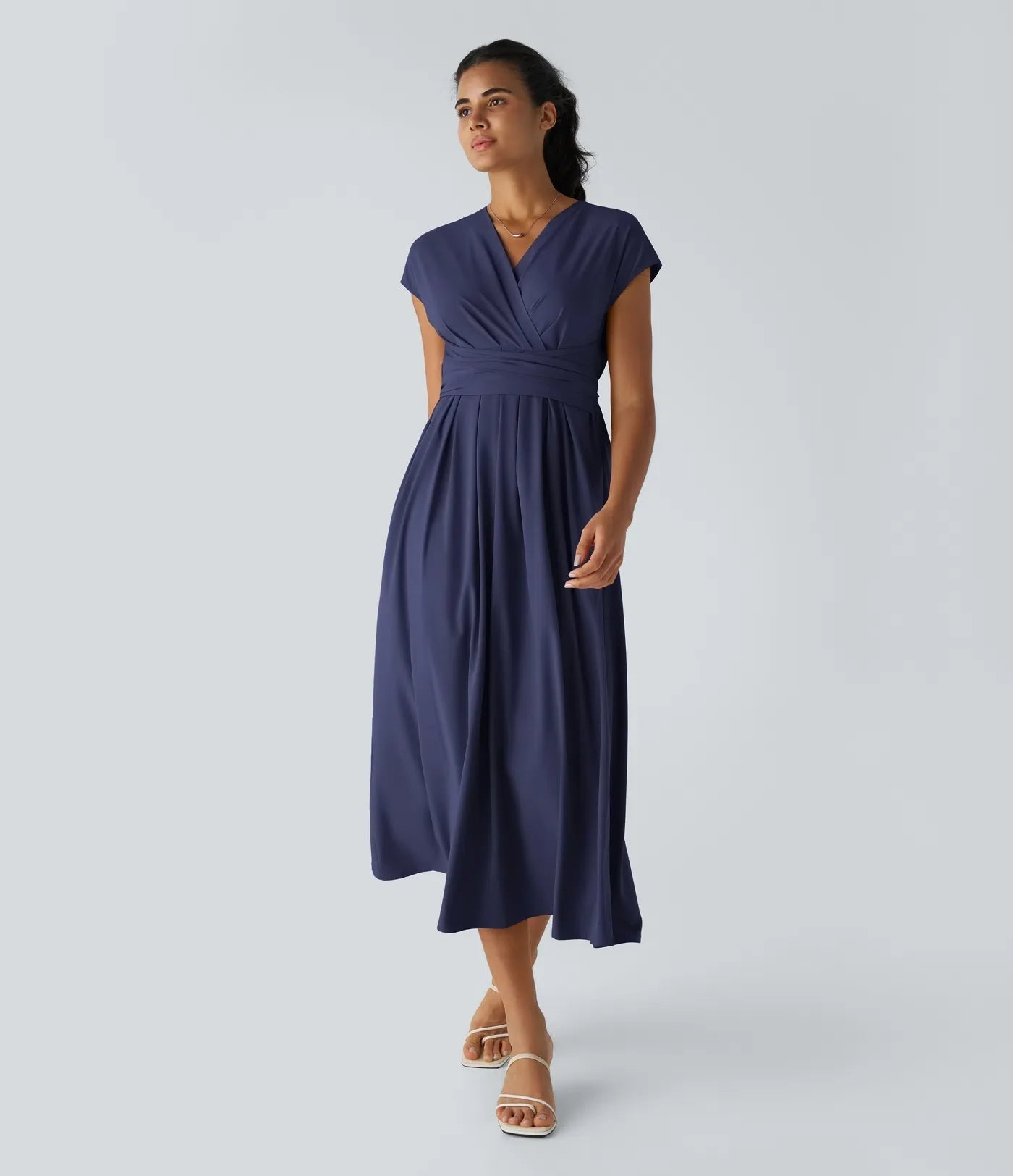 Wilhelmine – Elegantes Wickelkleid Mit Hoher Taille