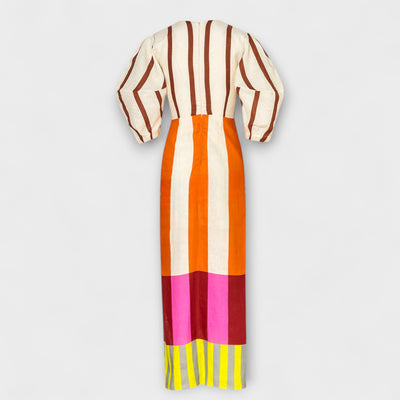 Kaya - Maxikleid mit tiefem Ausschnitt und Puffärmeln