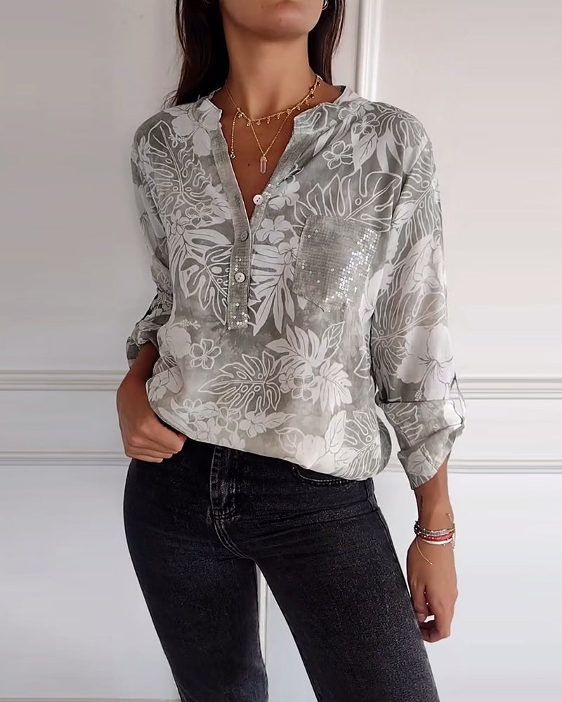 Astrid | Bluse mit V-Ausschnitt und Knopfleiste