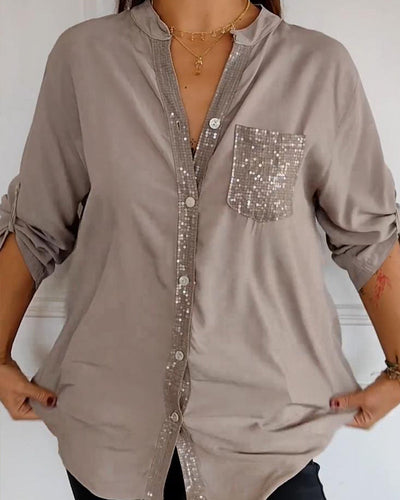 Ada | Legere Bluse mit Paillettenknöpfen
