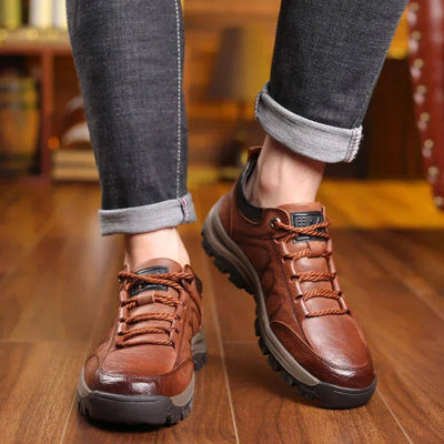 Anton | Bequeme Atmungsaktive Schuhe mit Handstich und Fußgewölbeunterstützung