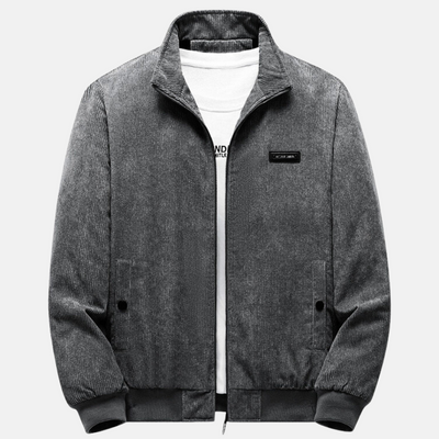 Weiche Herrenjacke mit geknöpften Taschen und Reißverschluss