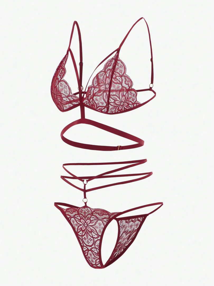 Rosalie | Verführerisches Strappy Lingerie Set mit 1 + 1 Gratis