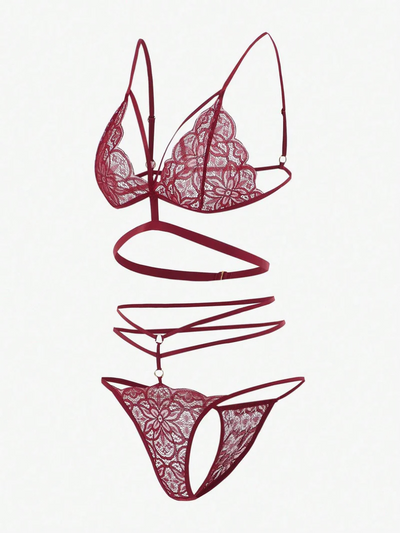 Rosalie | Verführerisches Strappy Lingerie Set mit 1 + 1 Gratis