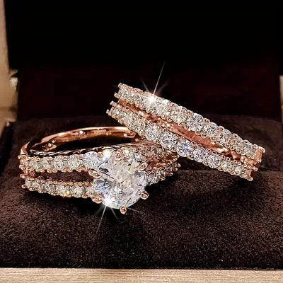 Ewiges Strahlungsring-Set in Gold