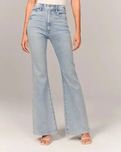 Cerise | Ultrahoch taillierte Stretch-Flare-Jeans
