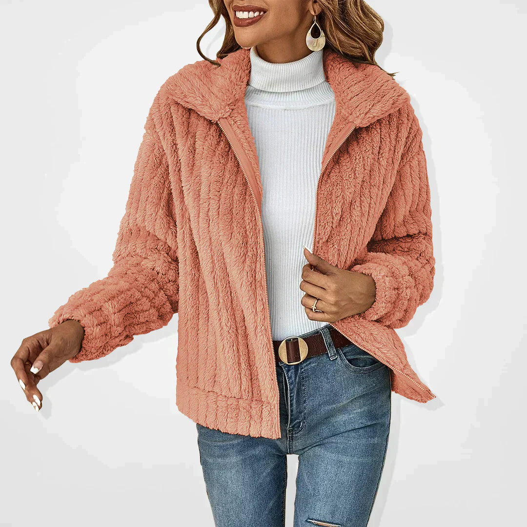 Amara Plüsch Cardigan