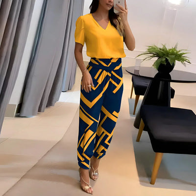Atara - Weich fallendes Oberteil mit V-Ausschnitt und taillierte Hose mit hoher Taille
