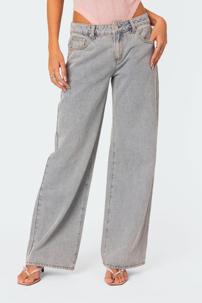 Verity | Hochbundjeans mit Schleifen-Detail in Signature-Design