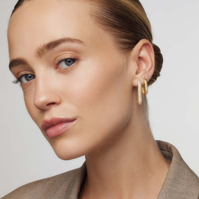 Große Pavé Creolen in Gold