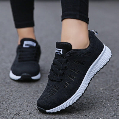 Aira™ - Schmerzreduzierende Orthopädische Sneakers
