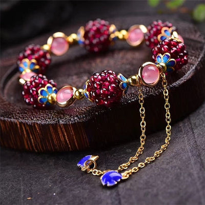 Naturstein-Armband in Beerenfarbe