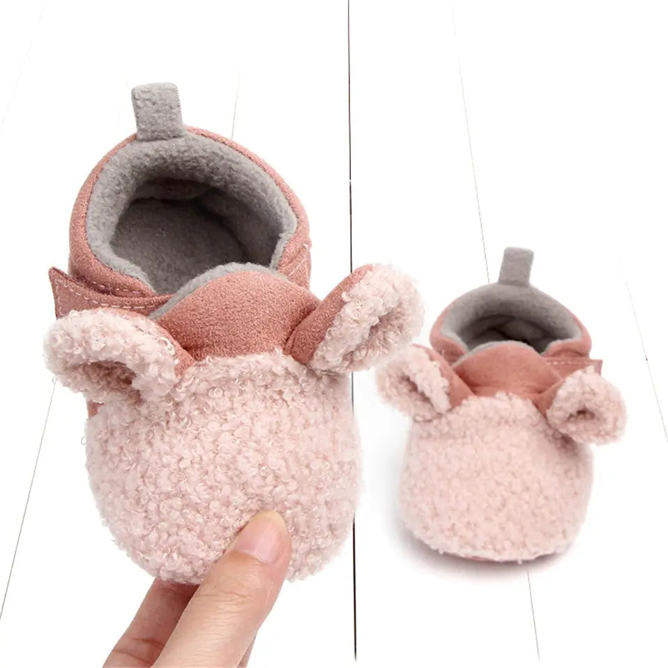 Weiche rutschfeste Lauflernschuhe für Babys mit Lamm-Motiv – Schrittchenwarm