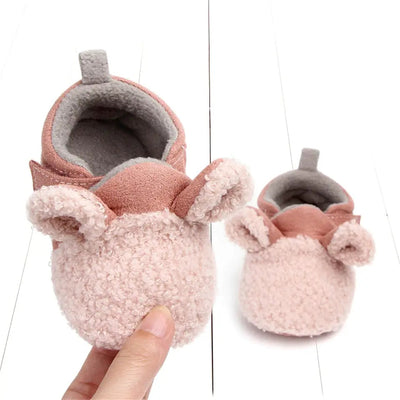 Weiche rutschfeste Lauflernschuhe für Babys mit Lamm-Motiv – Schrittchenwarm