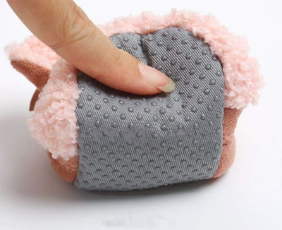 Weiche rutschfeste Lauflernschuhe für Babys mit Lamm-Motiv – Schrittchenwarm