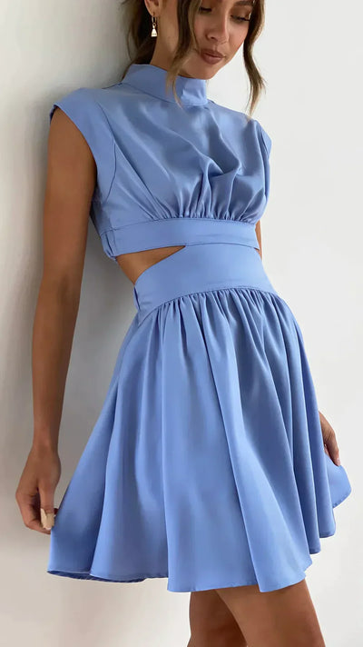 Amalthea – Elegantes Minikleid mit Cut-outs