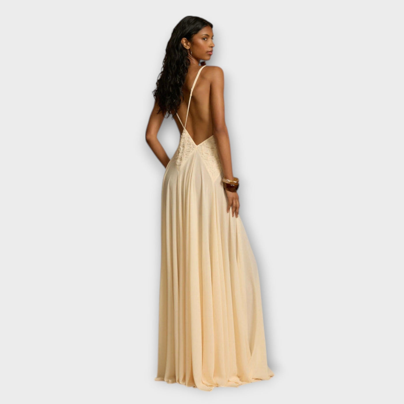 Lavinia - Maxi Dress mit tiefem V-Ausschnitt