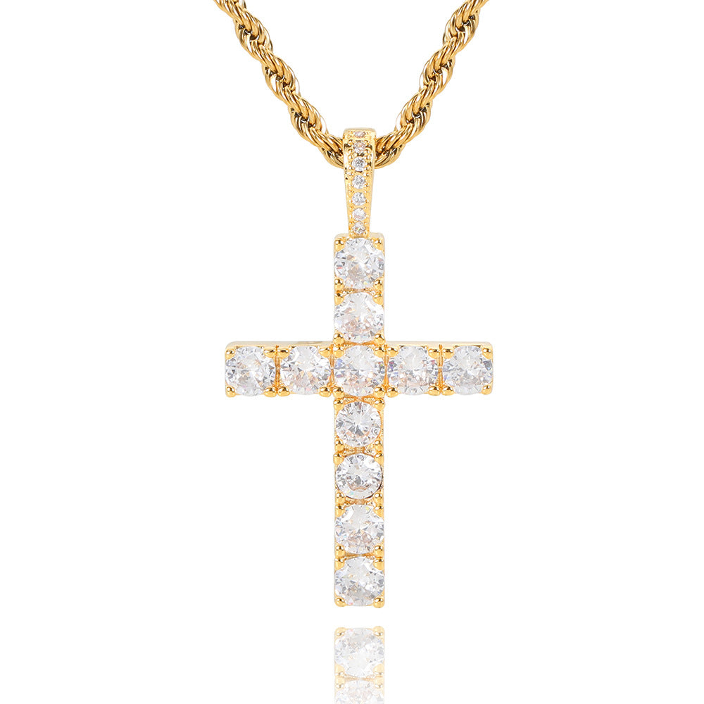 Goldene Halskette mit Moissanit-Kreuz