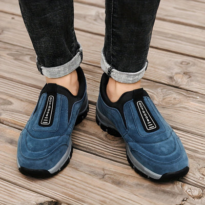 Aventurio | Robuste Slip-On Wanderschuhe - Wasserfest und Bequem für Abenteuer