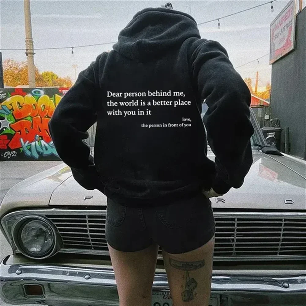 Amelia™ – Nachdenklicher Botschaft Hoodie