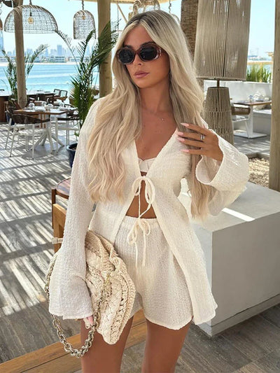 Anneliese | Damen Shorts Set aus Chiffon mit V-Ausschnitt und Rüsche