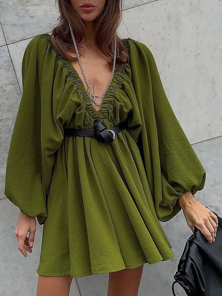 Aori – Boho-Minikleid mit langen Ärmeln und V-Ausschnitt