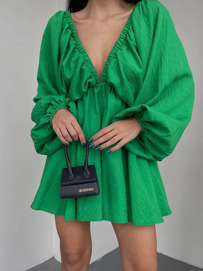 Aori – Boho-Minikleid mit langen Ärmeln und V-Ausschnitt