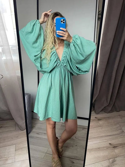 Aori – Boho-Minikleid mit langen Ärmeln und V-Ausschnitt