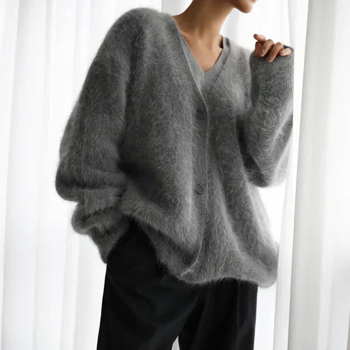 Christine | Übergroßer flauschiger Kaschmirpullover