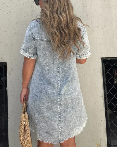 Yara | Stilvolles Jeanshemdkleid