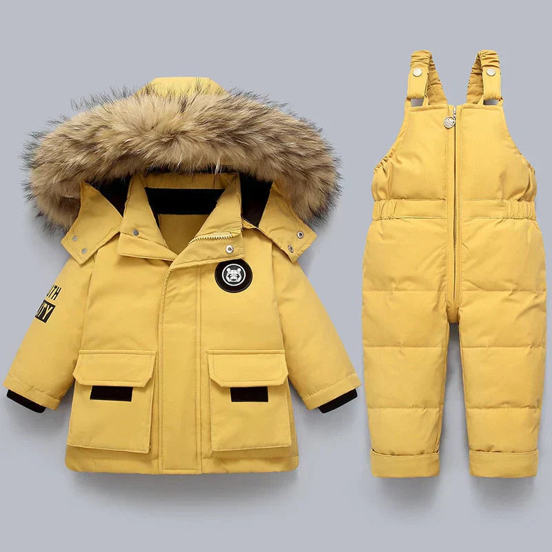 Winter-Set für Kinder mit gefütterter Jacke und Latzhose – Emilie
