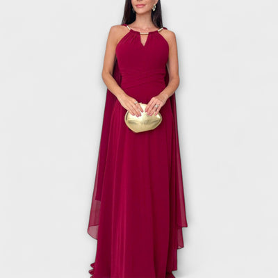 Mabel - Elegantes Maxikleid mit Cape-Ärmeln und hohem Schlitz" 

Rewritten: "Mabel - Stilvolles Maxikleid mit schwingenden Cape-Ärmeln und verführerischem Schlitz