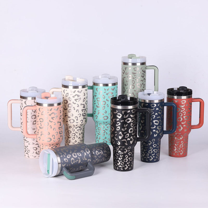 Aquavita | Isolierte Straw Mug für Perfekte Getränke
