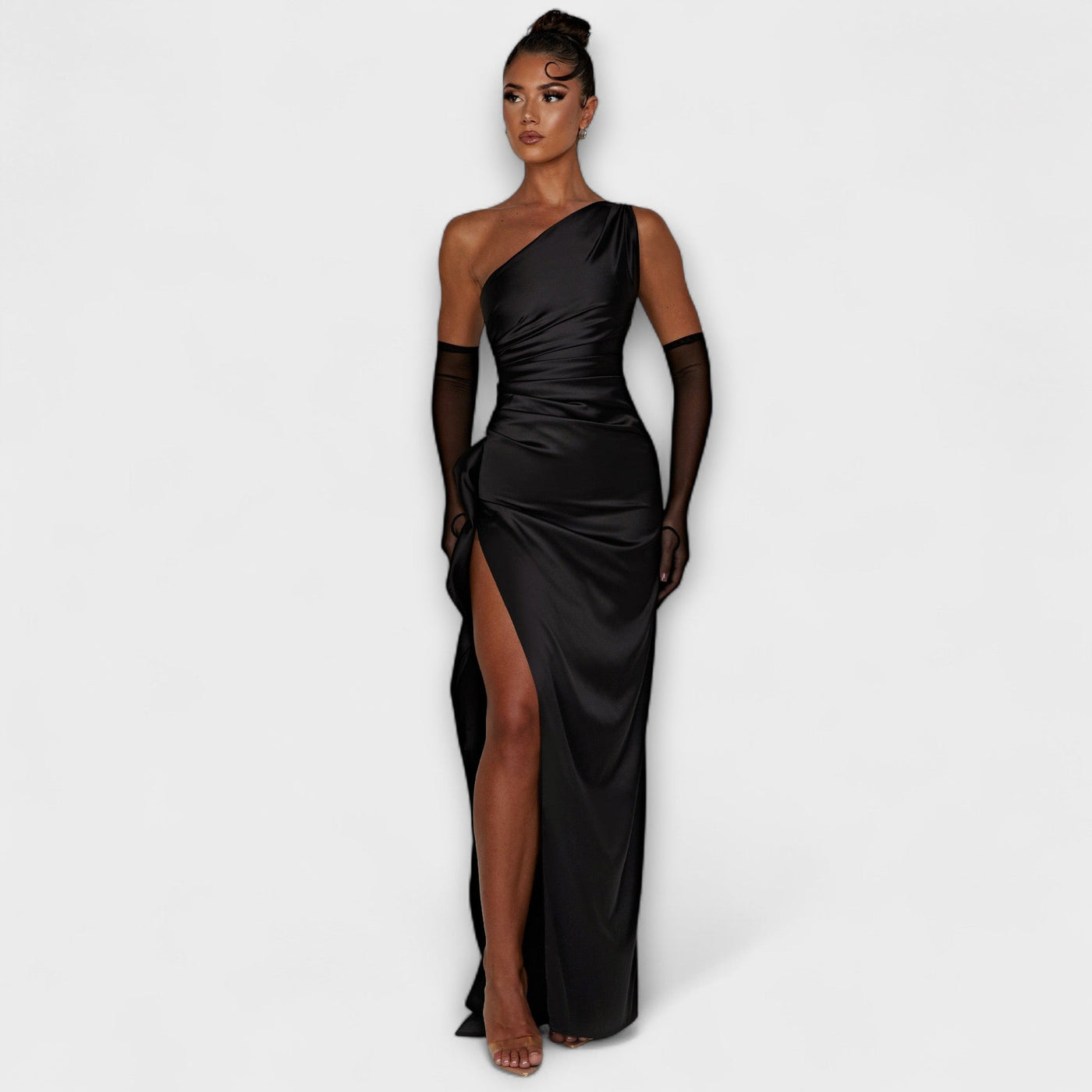 Maxikleid mit einem Schulterdesign