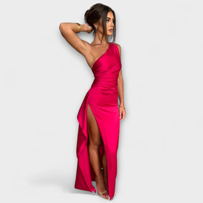 Maxikleid mit einem Schulterdesign