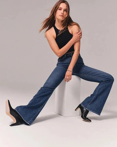 Cerise | Ultrahoch taillierte Stretch-Flare-Jeans