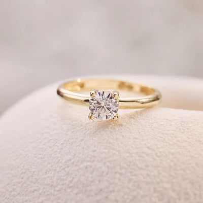 Gold Mira Castelle Ring