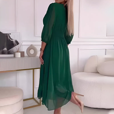Aurea | Luftiges Kleid aus Seidenchiffon
