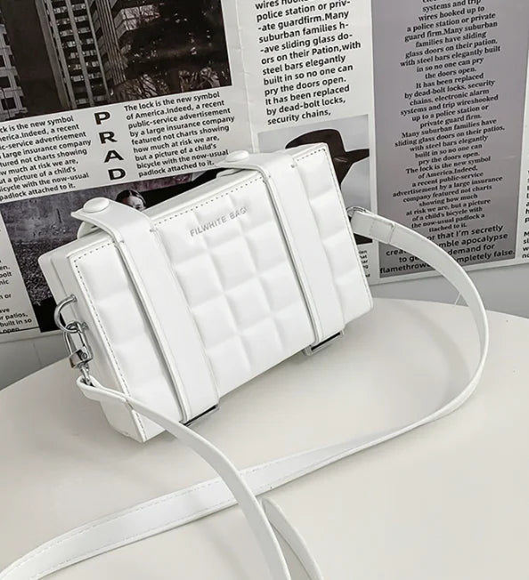 Blake Box-förmige Umhängetasche für Damen – Orianeis