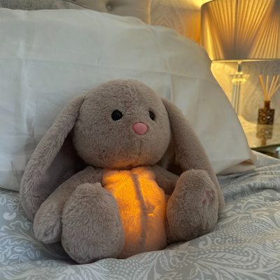 Beruhigendes Plüsch-Kuscheltier mit Atemrhythmus & Schlafklang – Snoozie