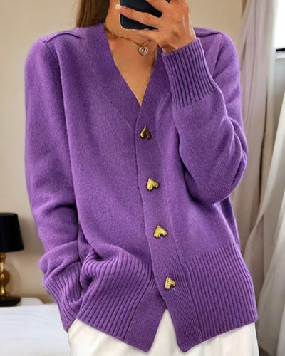 Adèle | Elegante Strickjacke mit Herzknöpfen