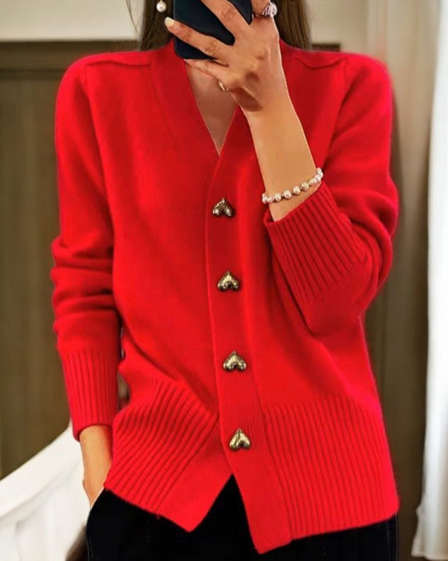 Adèle | Elegante Strickjacke mit Herzknöpfen